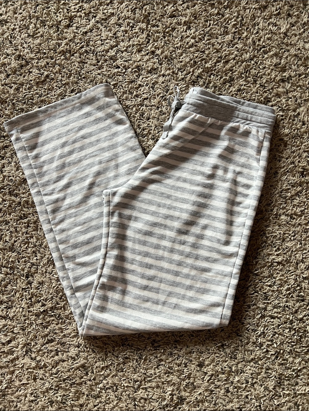 Karen Neuburger Gray and White Striped Drawstring Joggers